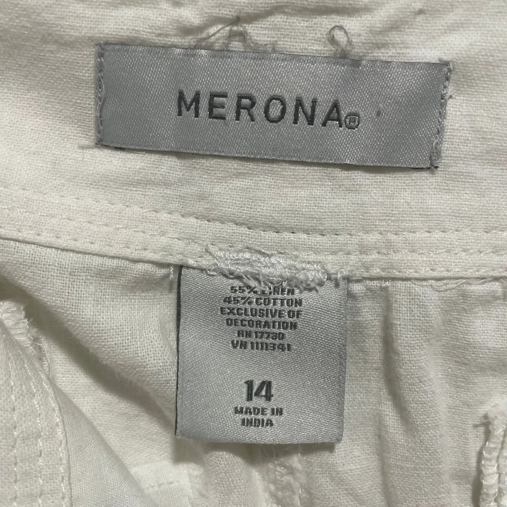Merona White Linen Blend Cargo Shorts Women's Size 14 Cuffed Summer Casual